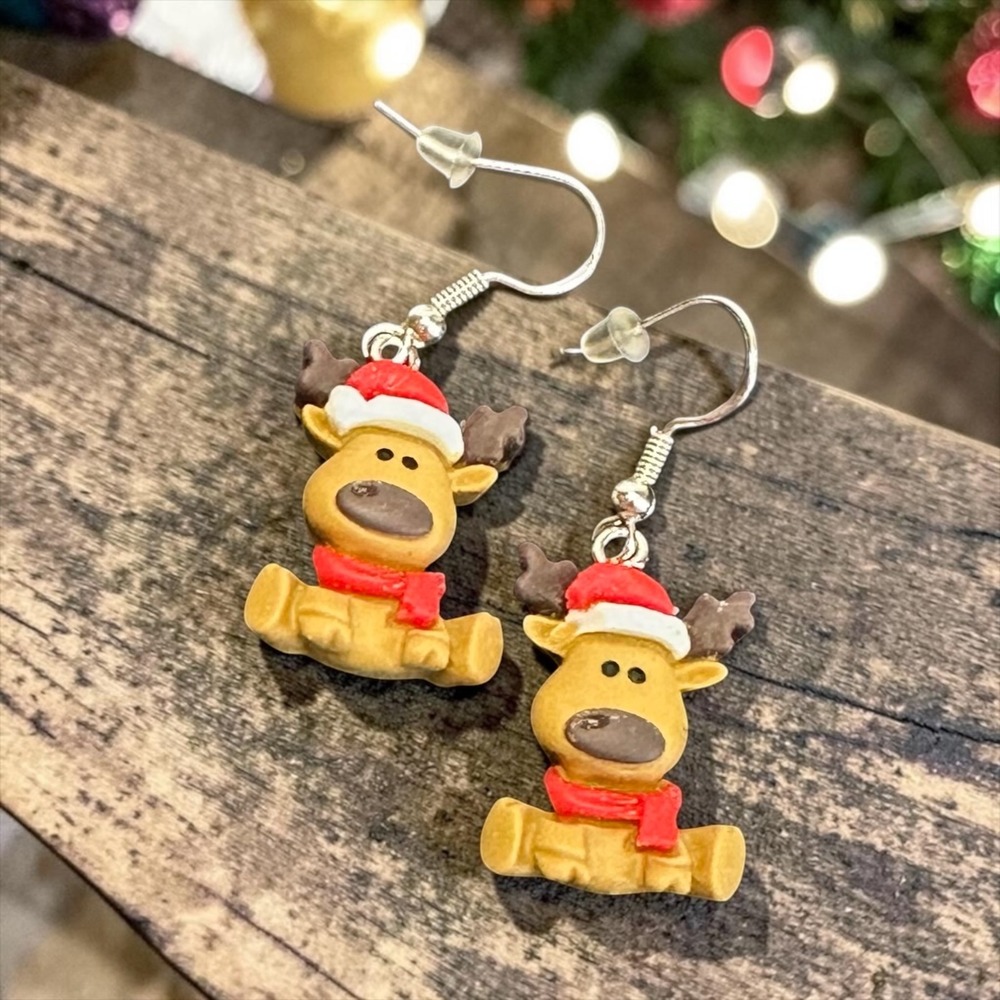 Cute Resin Reindeer Earrings Christmas Holiday Dangle Santa Hat Red Scarf